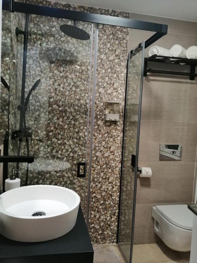 Atico Exclusivo En El Centro De Granada Apartment Luaran gambar